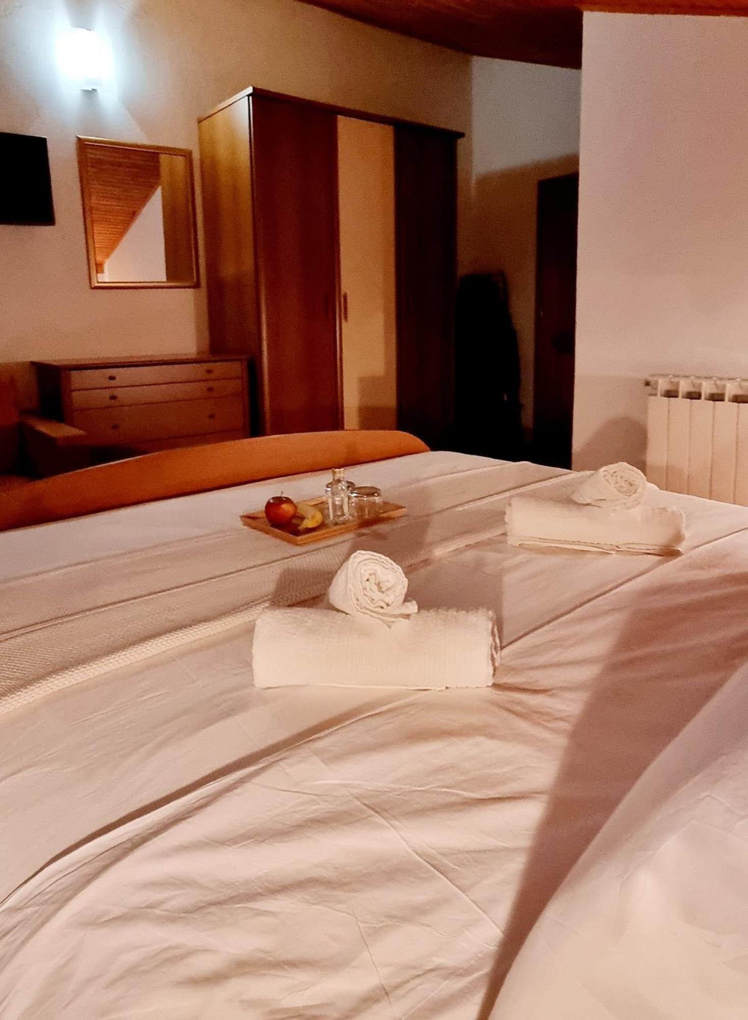Nadija Rooms Funtana Ngoại thất bức ảnh